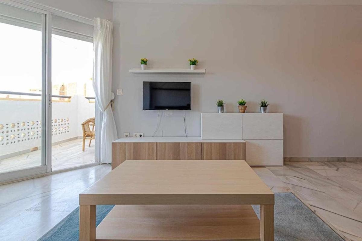 797 Holiday Rentals - Luminoso Piso Para 4 En Arroyo De La Miel Exterior photo