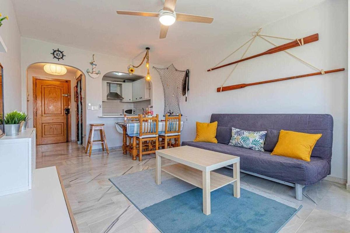 797 Holiday Rentals - Luminoso Piso Para 4 En Arroyo De La Miel Exterior photo