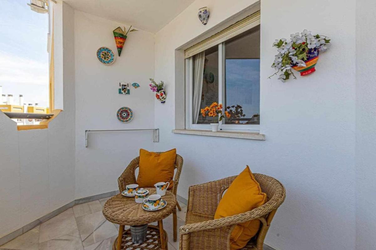 797 Holiday Rentals - Luminoso Piso Para 4 En Arroyo De La Miel Exterior photo